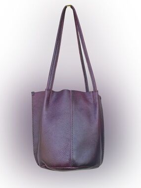 NWOT PLG Premium Classic Plum Devan